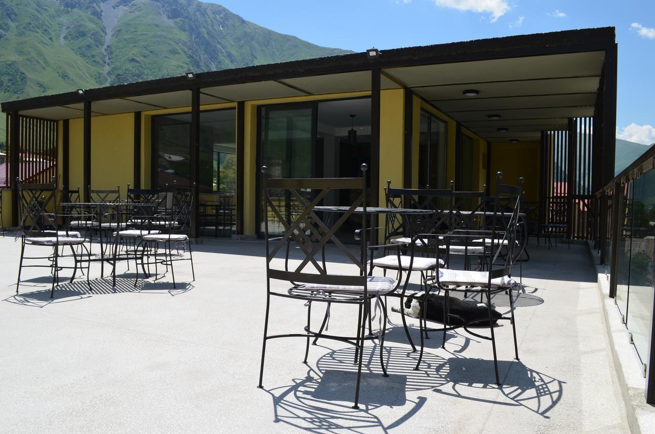 Mount Inn Kazbegi Extérieur photo