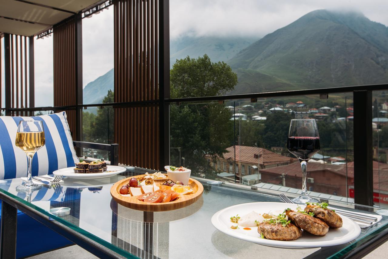 Mount Inn Kazbegi Extérieur photo